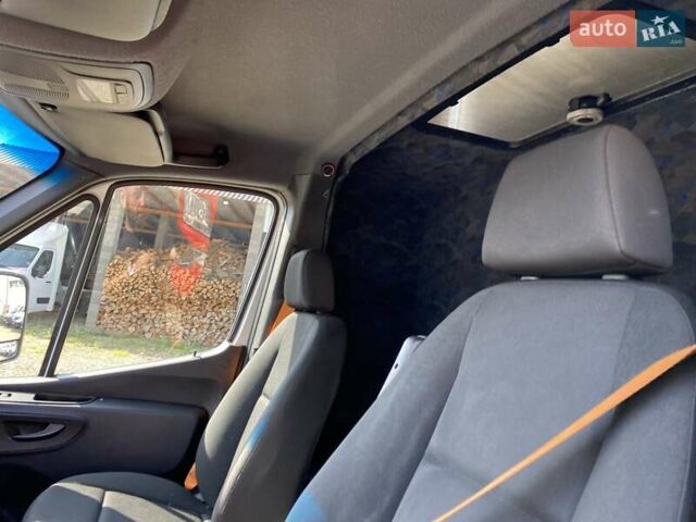 Білий Мерседес Sprinter, об'ємом двигуна 2.2 л та пробігом 250 тис. км за 22750 $, фото 38 на Automoto.ua