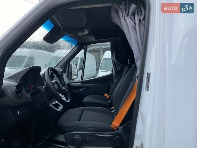 Білий Мерседес Sprinter, об'ємом двигуна 2.2 л та пробігом 290 тис. км за 22450 $, фото 24 на Automoto.ua