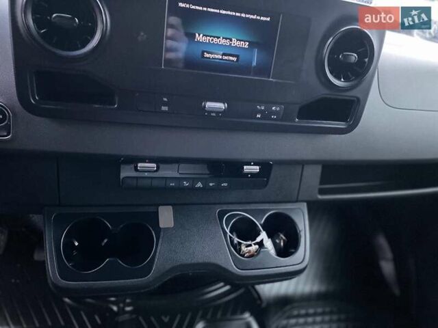 Білий Мерседес Sprinter, об'ємом двигуна 2.2 л та пробігом 290 тис. км за 22450 $, фото 33 на Automoto.ua