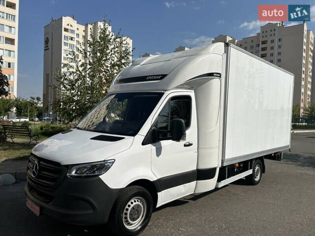 Белый Мерседес Sprinter, объемом двигателя 3 л и пробегом 435 тыс. км за 29200 $, фото 12 на Automoto.ua