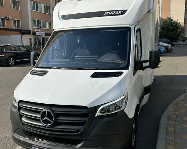 Белый Мерседес Sprinter, объемом двигателя 3 л и пробегом 435 тыс. км за 29200 $, фото 1 на Automoto.ua