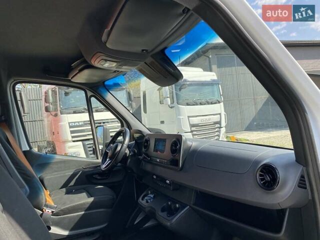 Білий Мерседес Sprinter, об'ємом двигуна 2.2 л та пробігом 250 тис. км за 22750 $, фото 21 на Automoto.ua