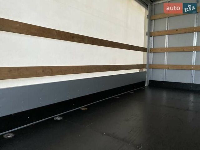 Білий Мерседес Sprinter, об'ємом двигуна 2.2 л та пробігом 290 тис. км за 22450 $, фото 22 на Automoto.ua