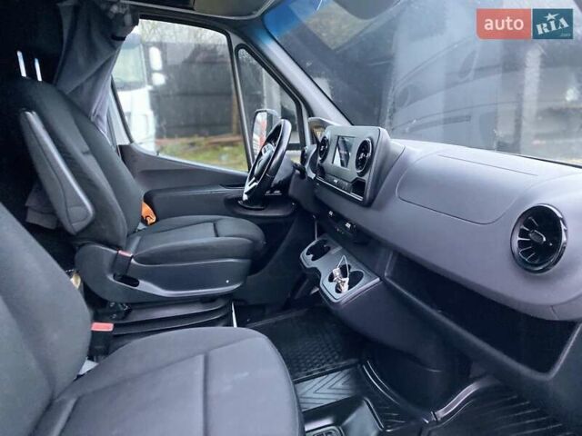 Білий Мерседес Sprinter, об'ємом двигуна 2.2 л та пробігом 290 тис. км за 22450 $, фото 42 на Automoto.ua