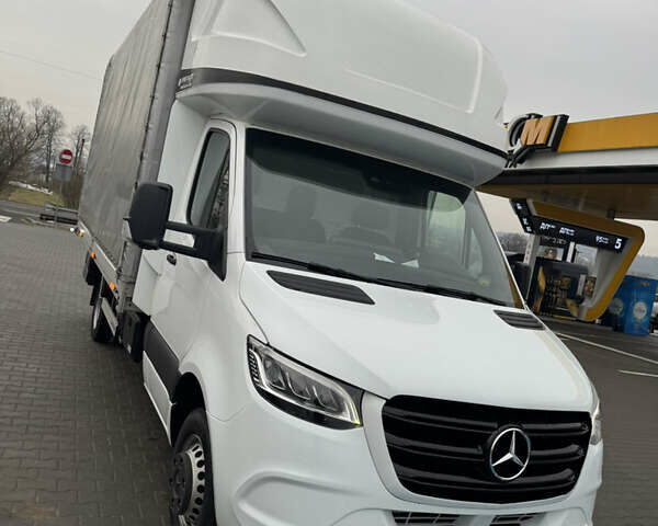 Белый Мерседес Sprinter, объемом двигателя 1.95 л и пробегом 132 тыс. км за 37500 $, фото 3 на Automoto.ua