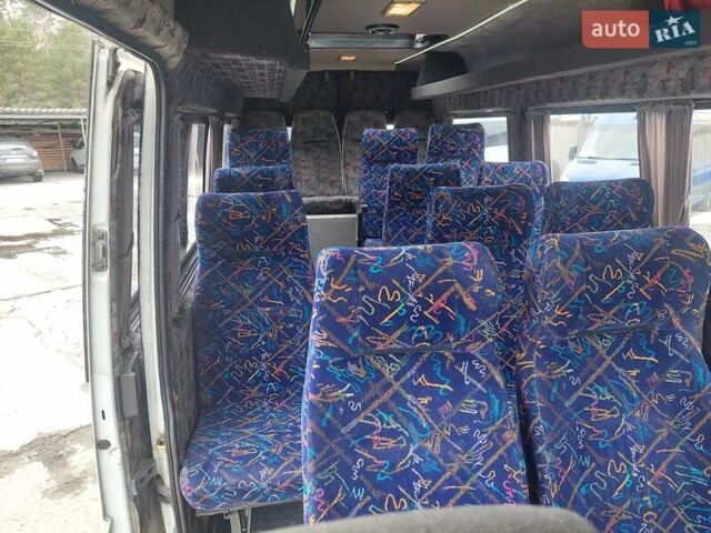 Білий Мерседес Sprinter, об'ємом двигуна 2.3 л та пробігом 418 тис. км за 7800 $, фото 4 на Automoto.ua