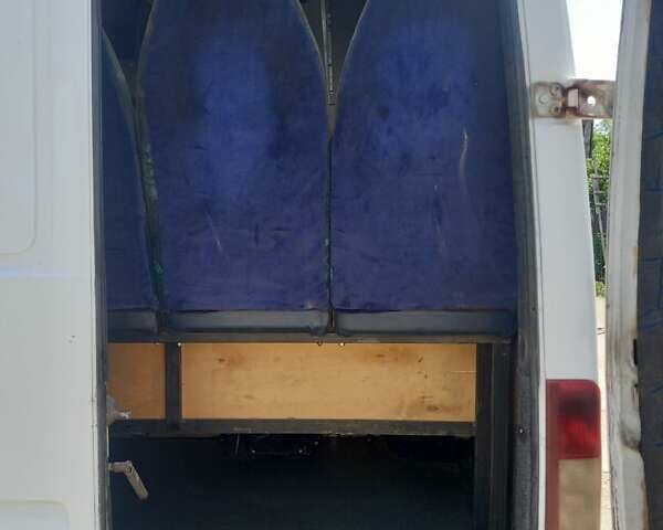 Білий Мерседес Sprinter, об'ємом двигуна 2.87 л та пробігом 300 тис. км за 8500 $, фото 2 на Automoto.ua