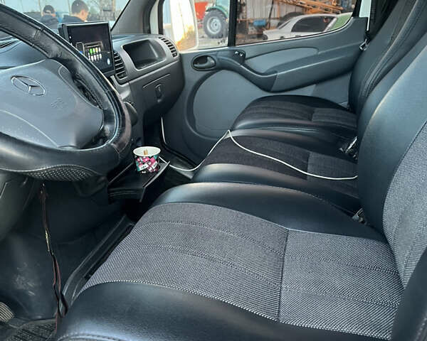 Білий Мерседес Sprinter, об'ємом двигуна 2.69 л та пробігом 536 тис. км за 11600 $, фото 7 на Automoto.ua