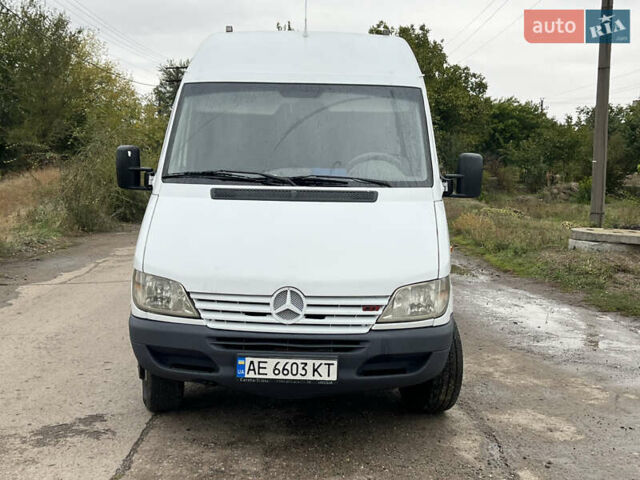 Білий Мерседес Sprinter, об'ємом двигуна 2.7 л та пробігом 371 тис. км за 13500 $, фото 1 на Automoto.ua