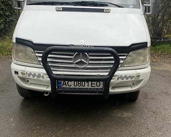 Белый Мерседес Sprinter, объемом двигателя 2.69 л и пробегом 549 тыс. км за 14500 $, фото 9 на Automoto.ua