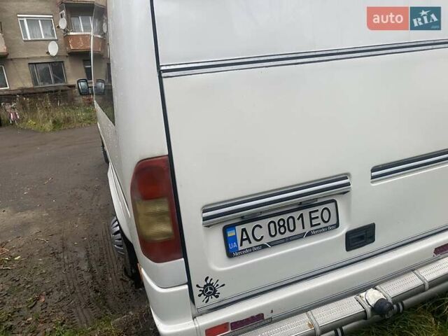 Белый Мерседес Sprinter, объемом двигателя 2.69 л и пробегом 549 тыс. км за 14500 $, фото 4 на Automoto.ua