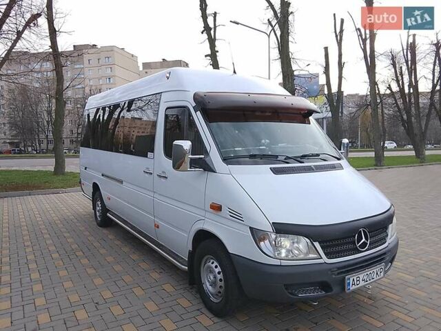 Білий Мерседес Sprinter, об'ємом двигуна 2.15 л та пробігом 500 тис. км за 18000 $, фото 4 на Automoto.ua