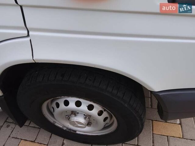 Білий Мерседес Sprinter, об'ємом двигуна 2.15 л та пробігом 500 тис. км за 18000 $, фото 9 на Automoto.ua