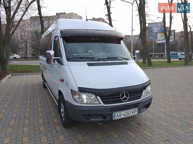 Білий Мерседес Sprinter, об'ємом двигуна 2.15 л та пробігом 500 тис. км за 18000 $, фото 5 на Automoto.ua
