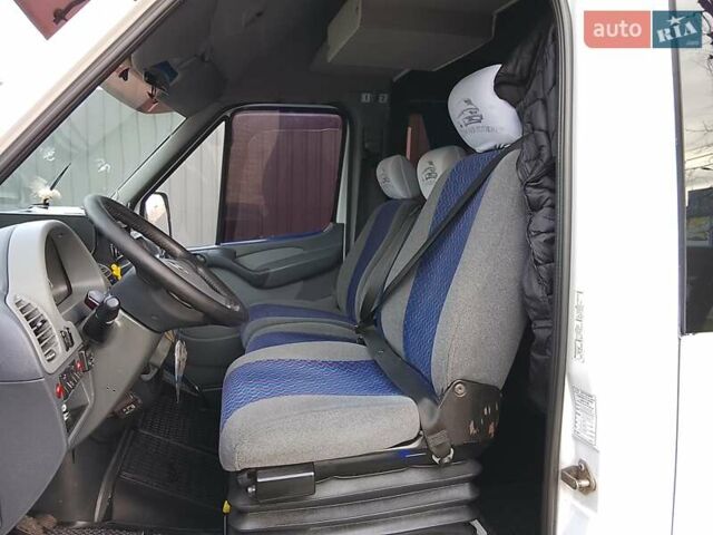 Білий Мерседес Sprinter, об'ємом двигуна 2.15 л та пробігом 500 тис. км за 18000 $, фото 12 на Automoto.ua