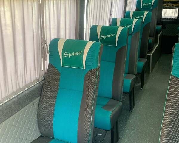 Мерседес Sprinter 2004 в Дубно на Automoto.ua Белый Мерседес Sprinter, объемом двигателя 2.2 л и пробегом 250 тыс. км за 13800 $, фото 15 на Automoto.ua