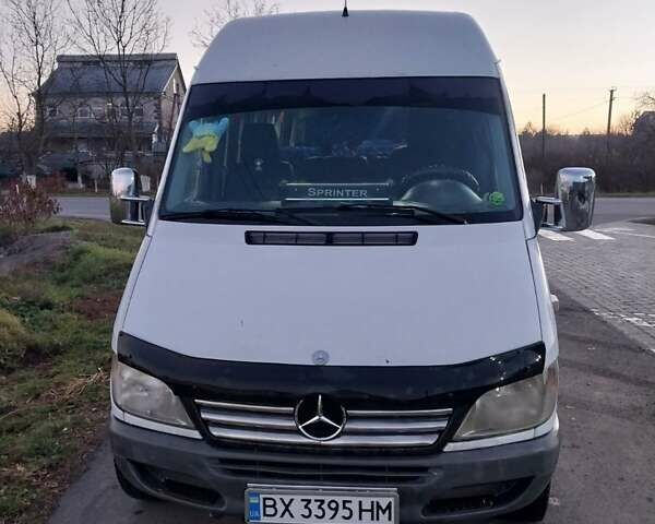 Белый Мерседес Sprinter, объемом двигателя 2.7 л и пробегом 450 тыс. км за 13900 $, фото 6 на Automoto.ua