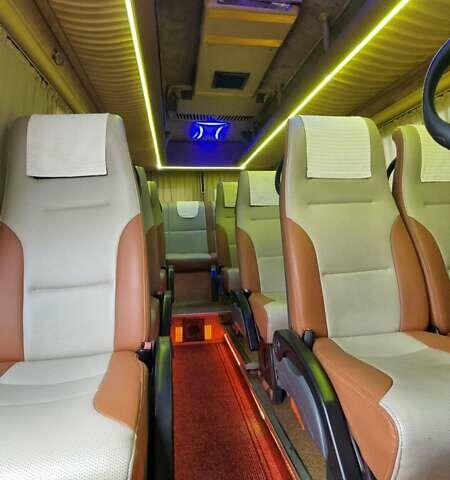 Белый Мерседес Sprinter, объемом двигателя 2.69 л и пробегом 784 тыс. км за 17000 $, фото 14 на Automoto.ua