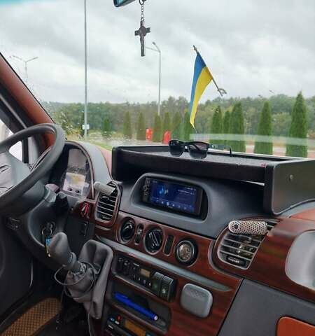 Белый Мерседес Sprinter, объемом двигателя 2.69 л и пробегом 784 тыс. км за 17000 $, фото 10 на Automoto.ua