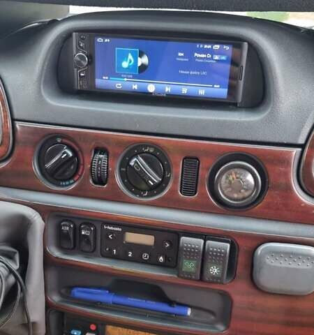 Белый Мерседес Sprinter, объемом двигателя 2.69 л и пробегом 784 тыс. км за 17000 $, фото 9 на Automoto.ua