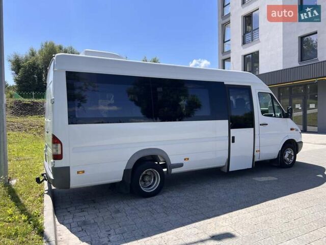 Белый Мерседес Sprinter, объемом двигателя 0 л и пробегом 344 тыс. км за 20900 $, фото 2 на Automoto.ua