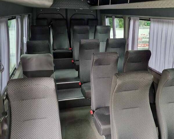 Белый Мерседес Sprinter, объемом двигателя 2.14 л и пробегом 1000 тыс. км за 30000 $, фото 6 на Automoto.ua