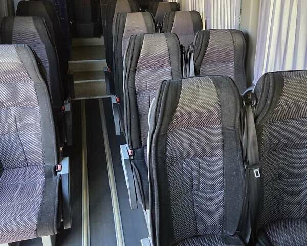 Мерседес Sprinter 2010 у Чернівцях на Automoto.ua Білий Мерседес Sprinter, об'ємом двигуна 2.99 л та пробігом 341 тис. км за 33000 $, фото 23 на Automoto.ua
