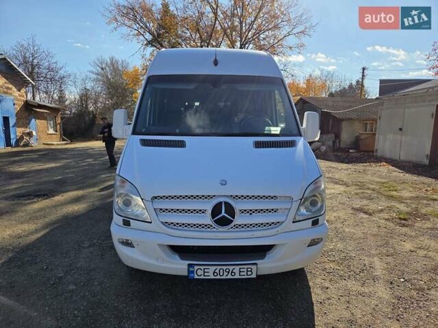 Мерседес Sprinter 2010 у Чернівцях на Automoto.ua Білий Мерседес Sprinter, об'ємом двигуна 2.99 л та пробігом 341 тис. км за 33000 $, фото 9 на Automoto.ua