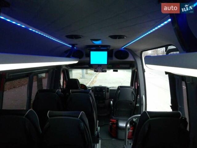 Мерседес Sprinter 2011 в Киеве на Automoto.ua Белый Мерседес Sprinter, объемом двигателя 2.15 л и пробегом 400 тыс. км за 35000 $, фото 2 на Automoto.ua