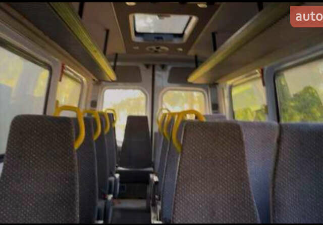 Білий Мерседес Sprinter, об'ємом двигуна 0 л та пробігом 400 тис. км за 23000 $, фото 2 на Automoto.ua