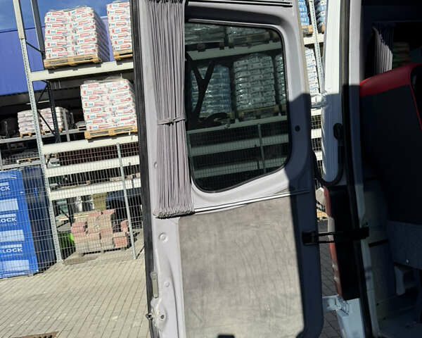 Білий Мерседес Sprinter, об'ємом двигуна 2.2 л та пробігом 346 тис. км за 32999 $, фото 54 на Automoto.ua