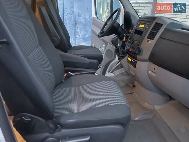 Белый Мерседес Sprinter, объемом двигателя 2.2 л и пробегом 350 тыс. км за 26900 $, фото 14 на Automoto.ua