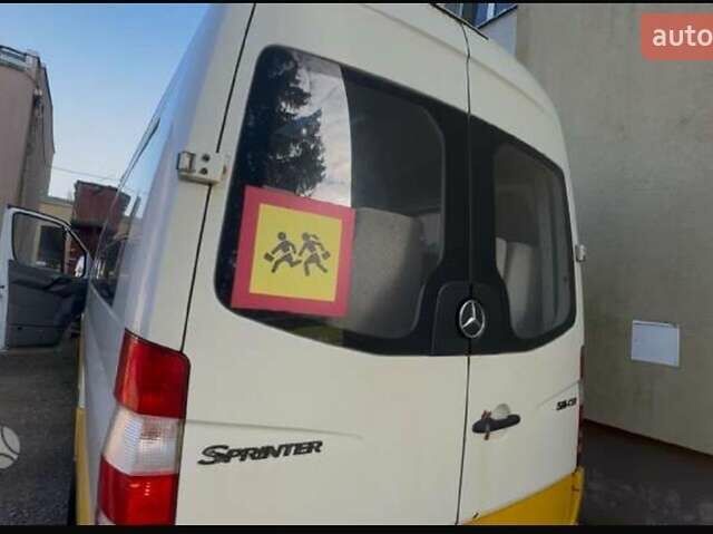 Білий Мерседес Sprinter, об'ємом двигуна 0 л та пробігом 400 тис. км за 23000 $, фото 3 на Automoto.ua