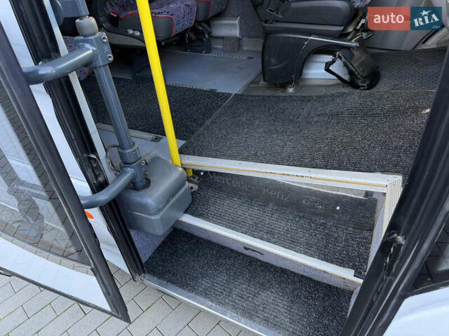 Білий Мерседес Sprinter, об'ємом двигуна 2.2 л та пробігом 346 тис. км за 32999 $, фото 52 на Automoto.ua