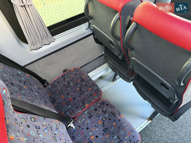 Білий Мерседес Sprinter, об'ємом двигуна 2.2 л та пробігом 346 тис. км за 32999 $, фото 19 на Automoto.ua