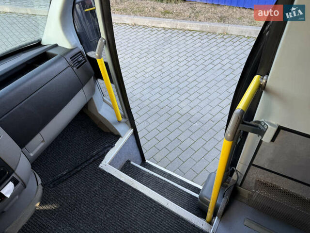 Білий Мерседес Sprinter, об'ємом двигуна 2.2 л та пробігом 346 тис. км за 32999 $, фото 23 на Automoto.ua