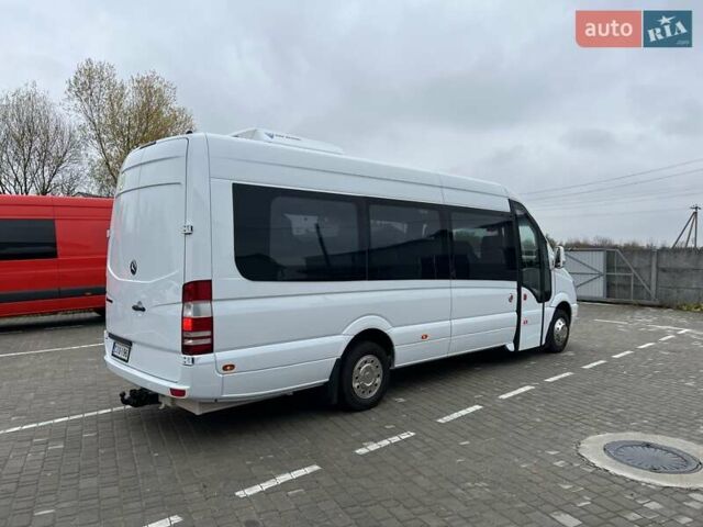 Белый Мерседес Sprinter, объемом двигателя 0 л и пробегом 424 тыс. км за 34990 $, фото 3 на Automoto.ua