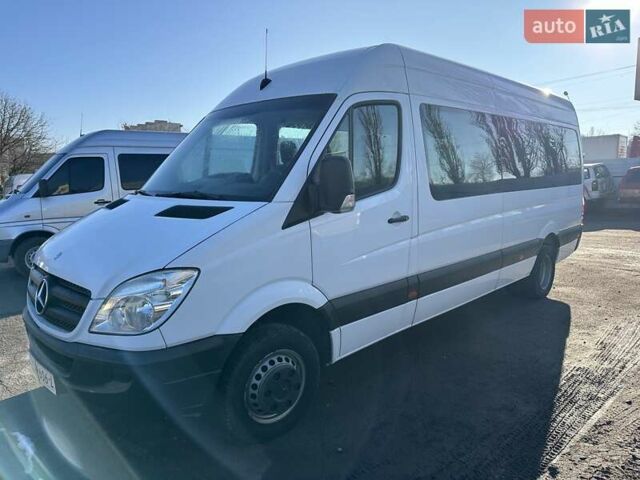 Белый Мерседес Sprinter, объемом двигателя 3 л и пробегом 290 тыс. км за 31000 $, фото 7 на Automoto.ua