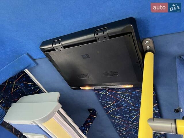 Белый Мерседес Sprinter, объемом двигателя 0 л и пробегом 424 тыс. км за 34990 $, фото 25 на Automoto.ua