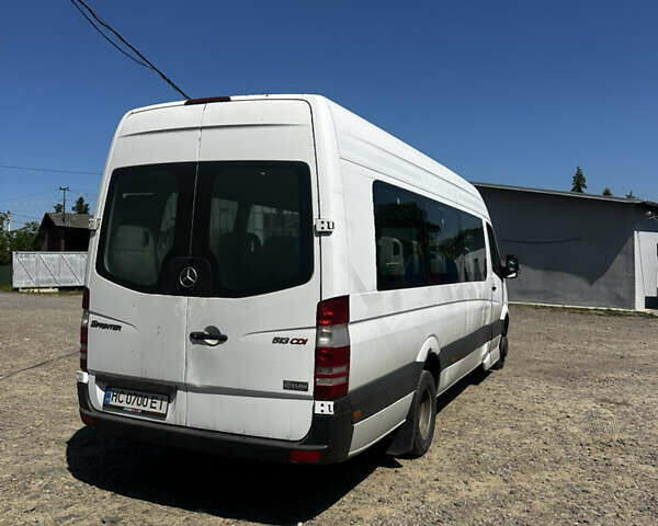 Білий Мерседес Sprinter, об'ємом двигуна 2.15 л та пробігом 493 тис. км за 32000 $, фото 7 на Automoto.ua