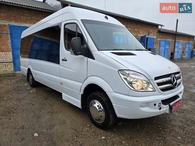 Белый Мерседес Sprinter, объемом двигателя 2.2 л и пробегом 260 тыс. км за 29650 $, фото 9 на Automoto.ua