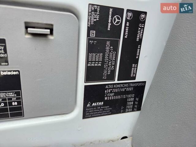 Белый Мерседес Sprinter, объемом двигателя 2.2 л и пробегом 260 тыс. км за 29650 $, фото 51 на Automoto.ua