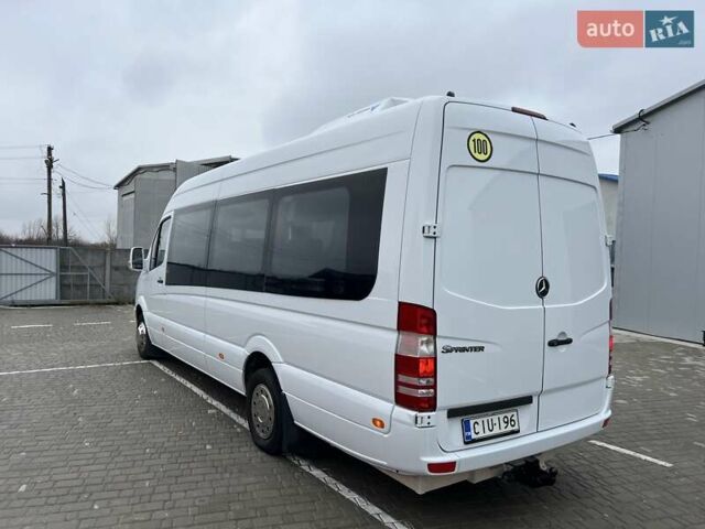 Белый Мерседес Sprinter, объемом двигателя 0 л и пробегом 424 тыс. км за 34990 $, фото 9 на Automoto.ua