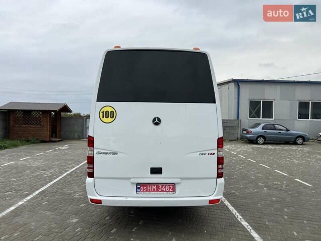 Белый Мерседес Sprinter, объемом двигателя 3 л и пробегом 427 тыс. км за 43490 $, фото 6 на Automoto.ua