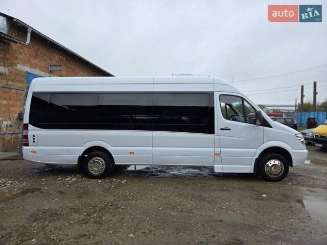 Белый Мерседес Sprinter, объемом двигателя 2.2 л и пробегом 260 тыс. км за 29650 $, фото 5 на Automoto.ua