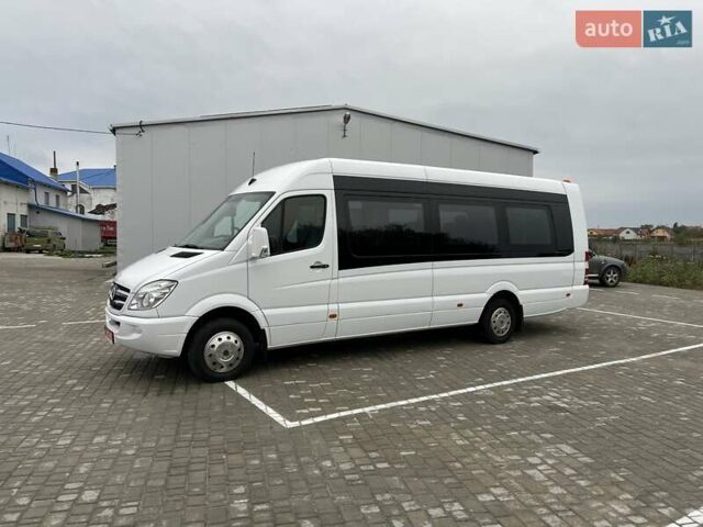 Белый Мерседес Sprinter, объемом двигателя 3 л и пробегом 427 тыс. км за 43490 $, фото 11 на Automoto.ua