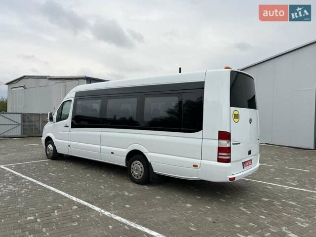 Белый Мерседес Sprinter, объемом двигателя 3 л и пробегом 427 тыс. км за 43490 $, фото 8 на Automoto.ua
