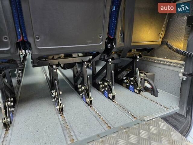 Белый Мерседес Sprinter, объемом двигателя 2.2 л и пробегом 260 тыс. км за 29650 $, фото 20 на Automoto.ua