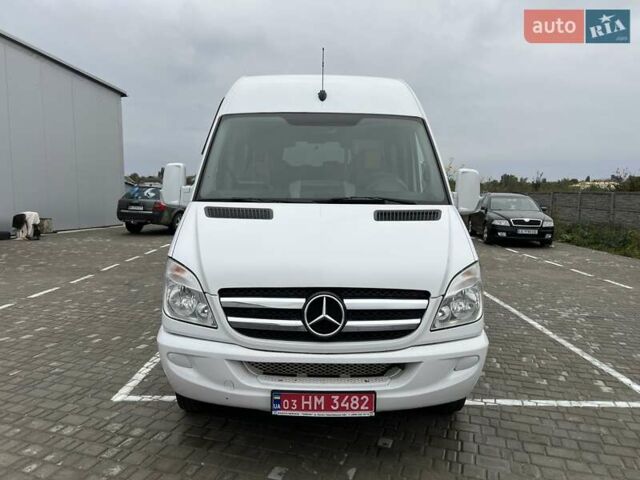 Белый Мерседес Sprinter, объемом двигателя 3 л и пробегом 427 тыс. км за 43490 $, фото 13 на Automoto.ua