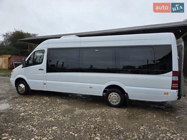 Белый Мерседес Sprinter, объемом двигателя 2.2 л и пробегом 260 тыс. км за 29650 $, фото 18 на Automoto.ua